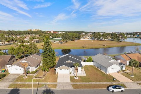 Villa ou maison à vendre à Kissimmee, Floride: 3 chambres, 159.14 m2 № 1527398 - photo 15
