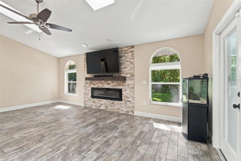 Villa ou maison à vendre à New Port Richey, Floride: 3 chambres, 170.75 m2 № 2428655 - photo 30