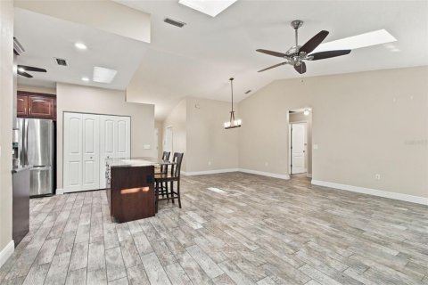Villa ou maison à vendre à New Port Richey, Floride: 3 chambres, 170.75 m2 № 2428655 - photo 29