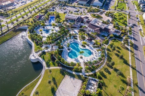 Touwnhouse à vendre à Kissimmee, Floride: 5 chambres, 213.12 m2 № 1561159 - photo 23