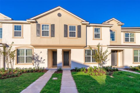 Touwnhouse à vendre à Kissimmee, Floride: 5 chambres, 213.12 m2 № 1561159 - photo 1