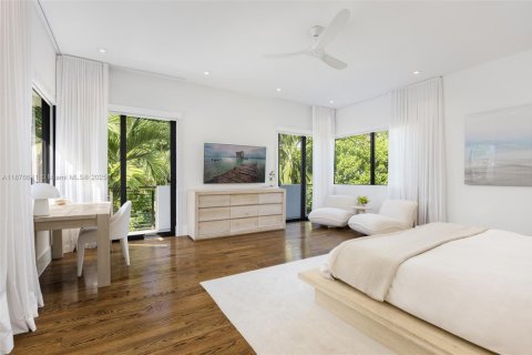 Villa ou maison à vendre à Miami, Floride: 5 chambres, 394 m2 № 1925163 - photo 20