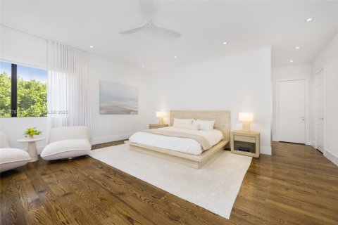 Villa ou maison à vendre à Miami, Floride: 5 chambres, 394 m2 № 1925163 - photo 19