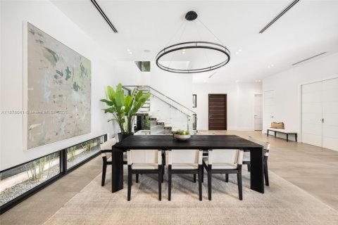 Villa ou maison à vendre à Miami, Floride: 5 chambres, 394 m2 № 1925163 - photo 6