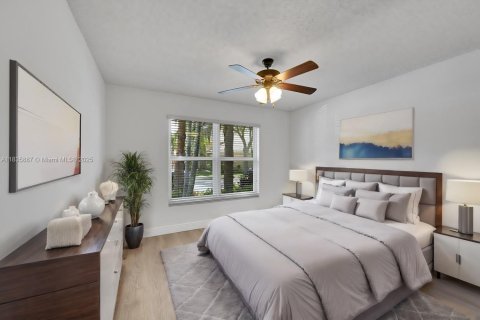 House in Coral Springs, Florida 3 bedrooms, 171.13 sq.m. № 1818694 - photo 19