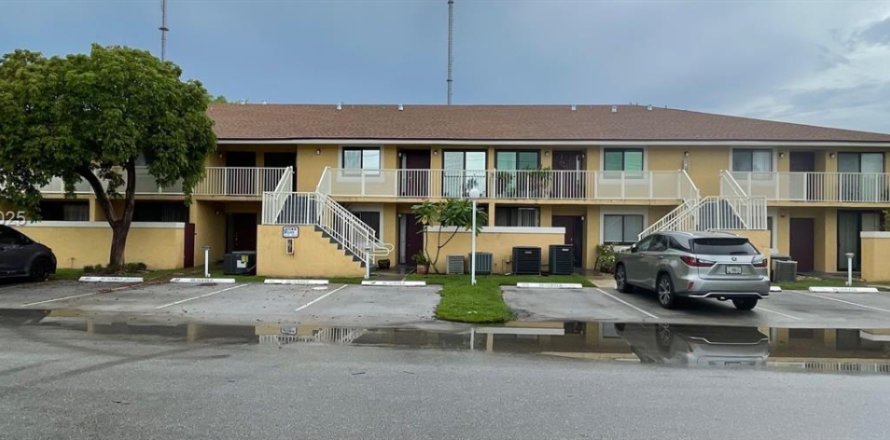 Appartement à Miami Gardens, Floride 2 chambres № 1882659