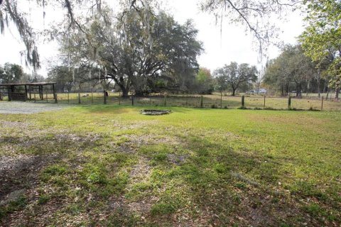 House in Plant City, Florida 3 bedrooms, 176.89 sq.m. № 1751119 - photo 20