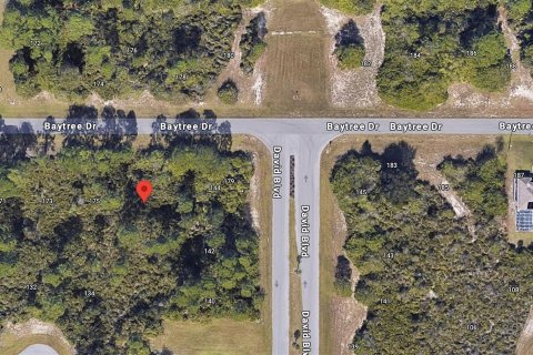 Terreno en venta en Rotonda, Florida № 2199742 - foto 2