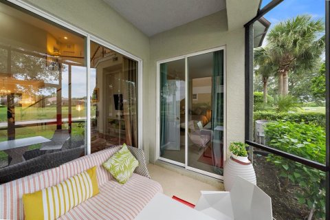 Copropriété à louer à Lakewood Ranch, Floride: 4 chambres, 288.46 m2 № 2166400 - photo 16