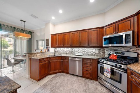Copropriété à louer à Lakewood Ranch, Floride: 4 chambres, 288.46 m2 № 2166400 - photo 19