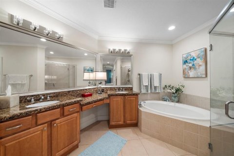 Copropriété à louer à Lakewood Ranch, Floride: 4 chambres, 288.46 m2 № 2166400 - photo 14