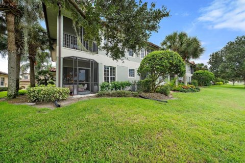 Copropriété à louer à Lakewood Ranch, Floride: 4 chambres, 288.46 m2 № 2166400 - photo 4