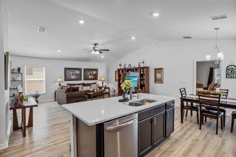 House in Winter Haven, Florida 3 bedrooms, 144.28 sq.m. № 1833275 - photo 15
