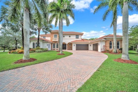House in Weston, Florida 6 bedrooms, 622.63 sq.m. № 1809444 - photo 1