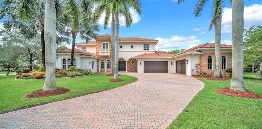 House in Weston, Florida 6 bedrooms, 622.63 sq.m. № 1809444
