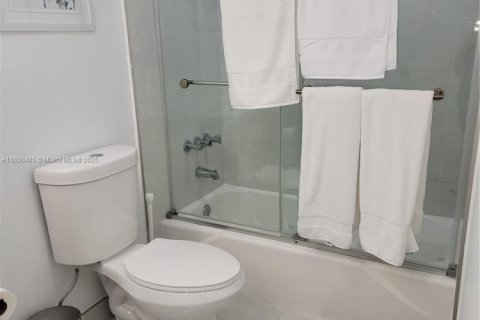 Copropriété à louer à Sunny Isles Beach, Floride: 1 chambre, 93.37 m2 № 1939560 - photo 16
