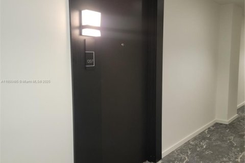 Copropriété à louer à Sunny Isles Beach, Floride: 1 chambre, 93.37 m2 № 1939560 - photo 26