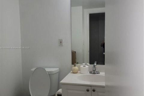 Copropriété à louer à Sunny Isles Beach, Floride: 1 chambre, 93.37 m2 № 1939560 - photo 17