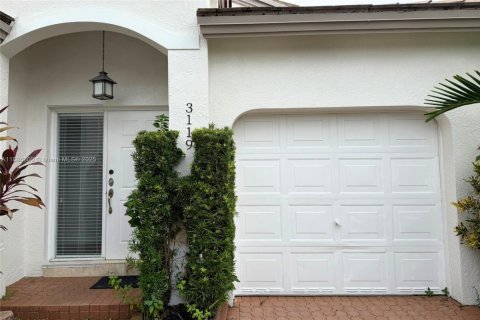 Villa ou maison à vendre à Doral, Floride: 3 chambres, 153.1 m2 № 1949700 - photo 3