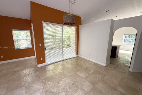 Villa ou maison à vendre à Doral, Floride: 3 chambres, 153.1 m2 № 1949700 - photo 15