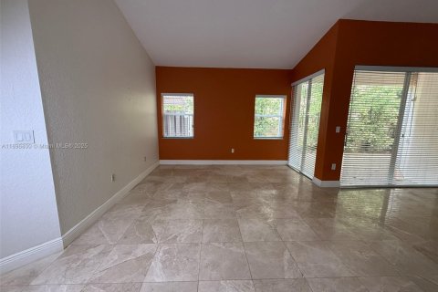Villa ou maison à vendre à Doral, Floride: 3 chambres, 153.1 m2 № 1949700 - photo 14