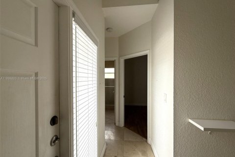 Villa ou maison à vendre à Doral, Floride: 3 chambres, 153.1 m2 № 1949700 - photo 5