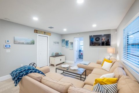 Apartment in Daytona Beach, Florida 3 bedrooms, 102.1 sq.m. № 2110777 - photo 23