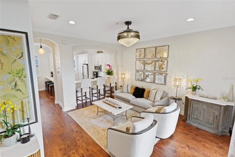 Touwnhouse à vendre à Tampa, Floride: 3 chambres, 162.11 m2 № 2408742 - photo 18