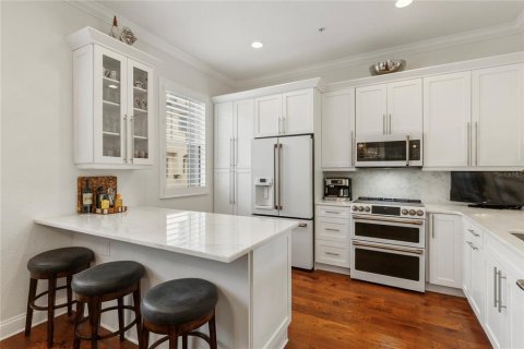 Touwnhouse à vendre à Tampa, Floride: 3 chambres, 162.11 m2 № 2408742 - photo 24