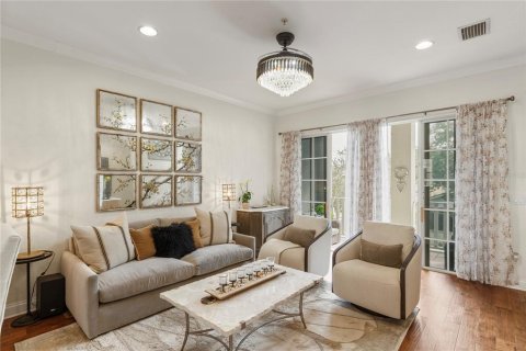Touwnhouse à vendre à Tampa, Floride: 3 chambres, 162.11 m2 № 2408742 - photo 21