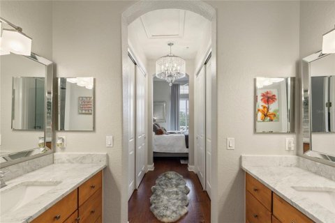 Touwnhouse à vendre à Tampa, Floride: 3 chambres, 162.11 m2 № 2408742 - photo 7
