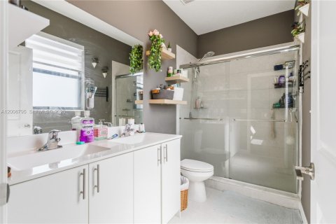 Touwnhouse à vendre à Miami Gardens, Floride: 3 chambres, 148.18 m2 № 2170946 - photo 28