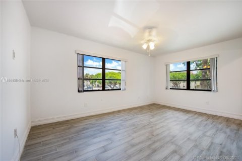 Condominio en venta en Miami, Florida, 3 dormitorios, 115.2 m2 № 1881823 - foto 10