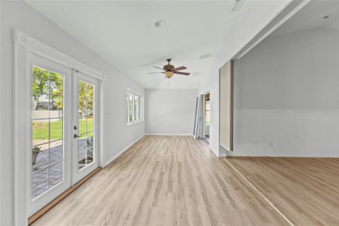 Villa ou maison à vendre à North Port, Floride: 3 chambres, 181.72 m2 № 2341976 - photo 14