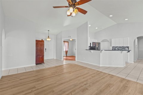 Villa ou maison à vendre à North Port, Floride: 3 chambres, 181.72 m2 № 2341976 - photo 7