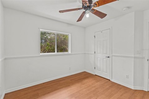 Villa ou maison à vendre à North Port, Floride: 3 chambres, 181.72 m2 № 2341976 - photo 30