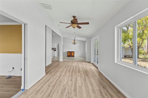 Villa ou maison à vendre à North Port, Floride: 3 chambres, 181.72 m2 № 2341976 - photo 17