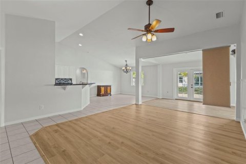 Villa ou maison à vendre à North Port, Floride: 3 chambres, 181.72 m2 № 2341976 - photo 4