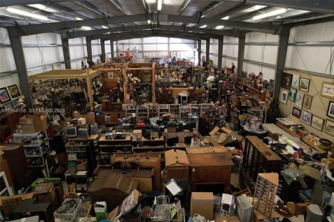 Immobilier commercial à Okeechobee, Floride № 2026644