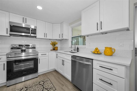 Villa ou maison à vendre à Port Richey, Floride: 3 chambres, 108.97 m2 № 2096652 - photo 11