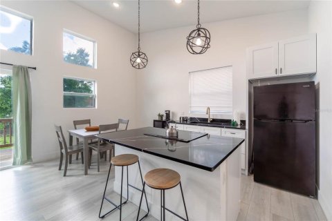 House in Orlando, Florida 1 bedroom, 67.63 sq.m. № 2142716 - photo 4