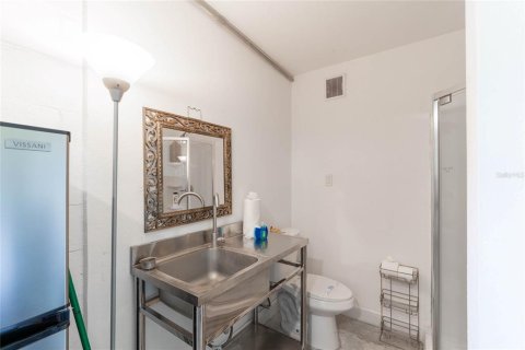 House in Orlando, Florida 1 bedroom, 67.63 sq.m. № 2142716 - photo 23