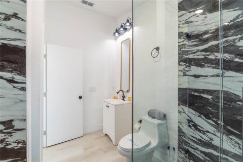 House in Orlando, Florida 1 bedroom, 67.63 sq.m. № 2142716 - photo 11
