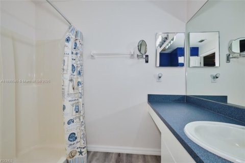 Casa en venta en Fort Myers, Florida, 3 dormitorios, 132.11 m2 № 1943482 - foto 28
