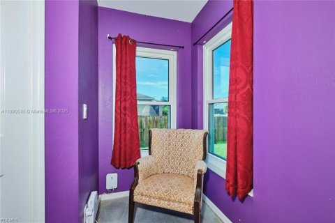 Casa en venta en Fort Myers, Florida, 3 dormitorios, 132.11 m2 № 1943482 - foto 26