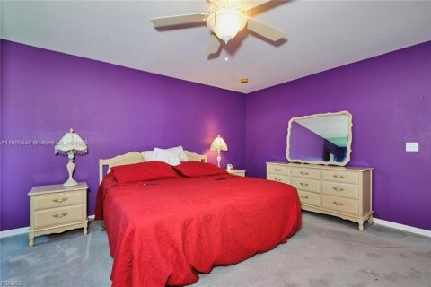 Casa en venta en Fort Myers, Florida, 3 dormitorios, 132.11 m2 № 1943482 - foto 24