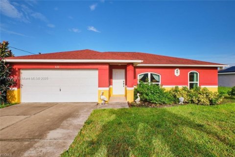 Casa en venta en Fort Myers, Florida, 3 dormitorios, 132.11 m2 № 1943482 - foto 1