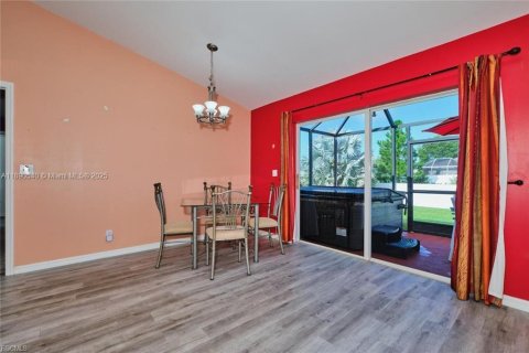 Casa en venta en Fort Myers, Florida, 3 dormitorios, 132.11 m2 № 1943482 - foto 11