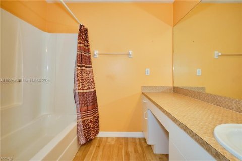 Casa en venta en Fort Myers, Florida, 3 dormitorios, 132.11 m2 № 1943482 - foto 15