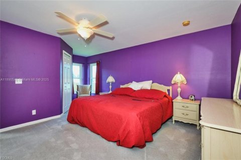 Casa en venta en Fort Myers, Florida, 3 dormitorios, 132.11 m2 № 1943482 - foto 23